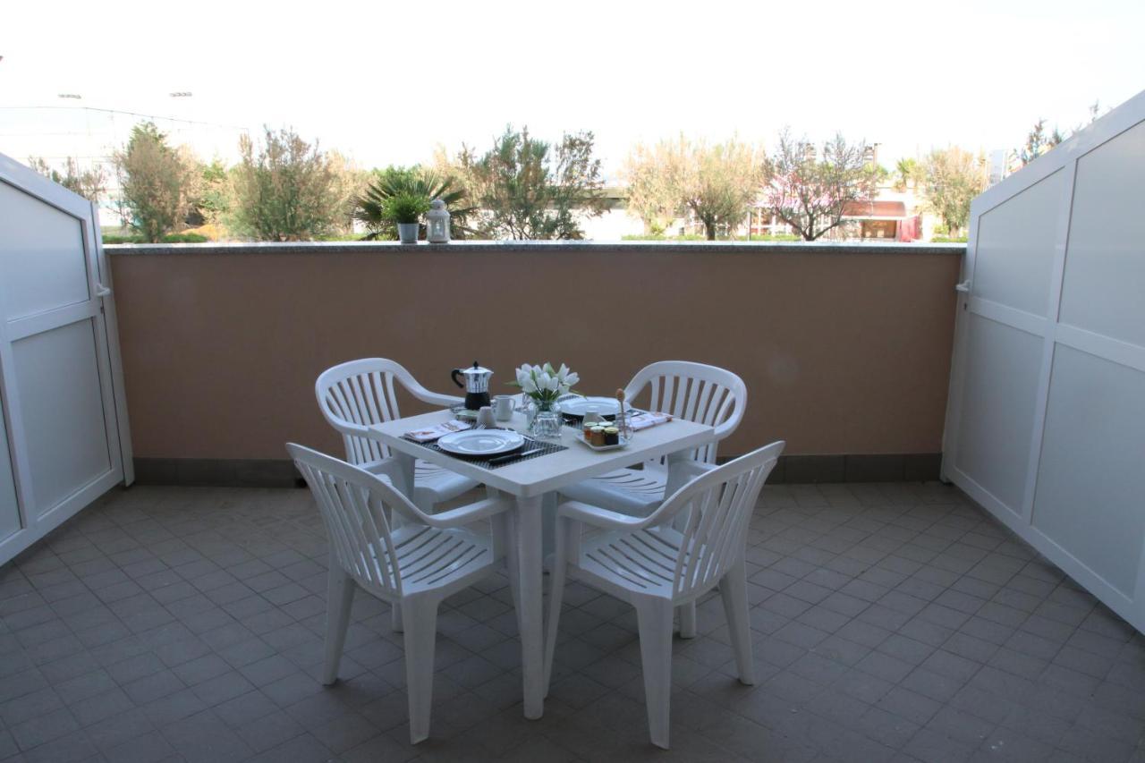 Residence Capinera Sottomarina Luaran gambar