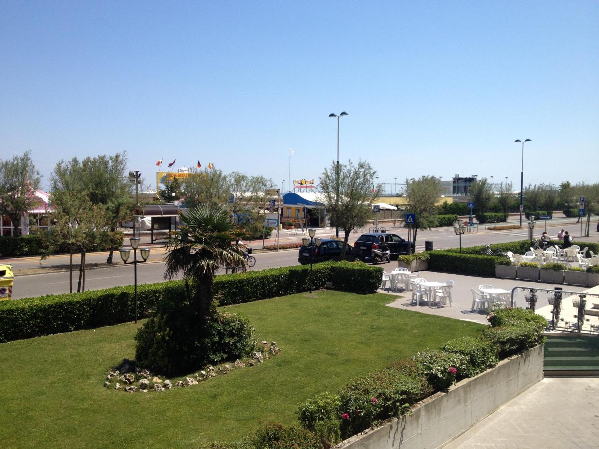 Residence Capinera Sottomarina Luaran gambar